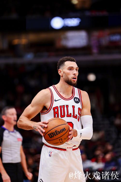 骑士大胜公牛开季14连胜 鹈鹕力克掘金止5连败